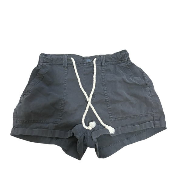 Pants - Gray Outdoorsy Comfortable Shorts
